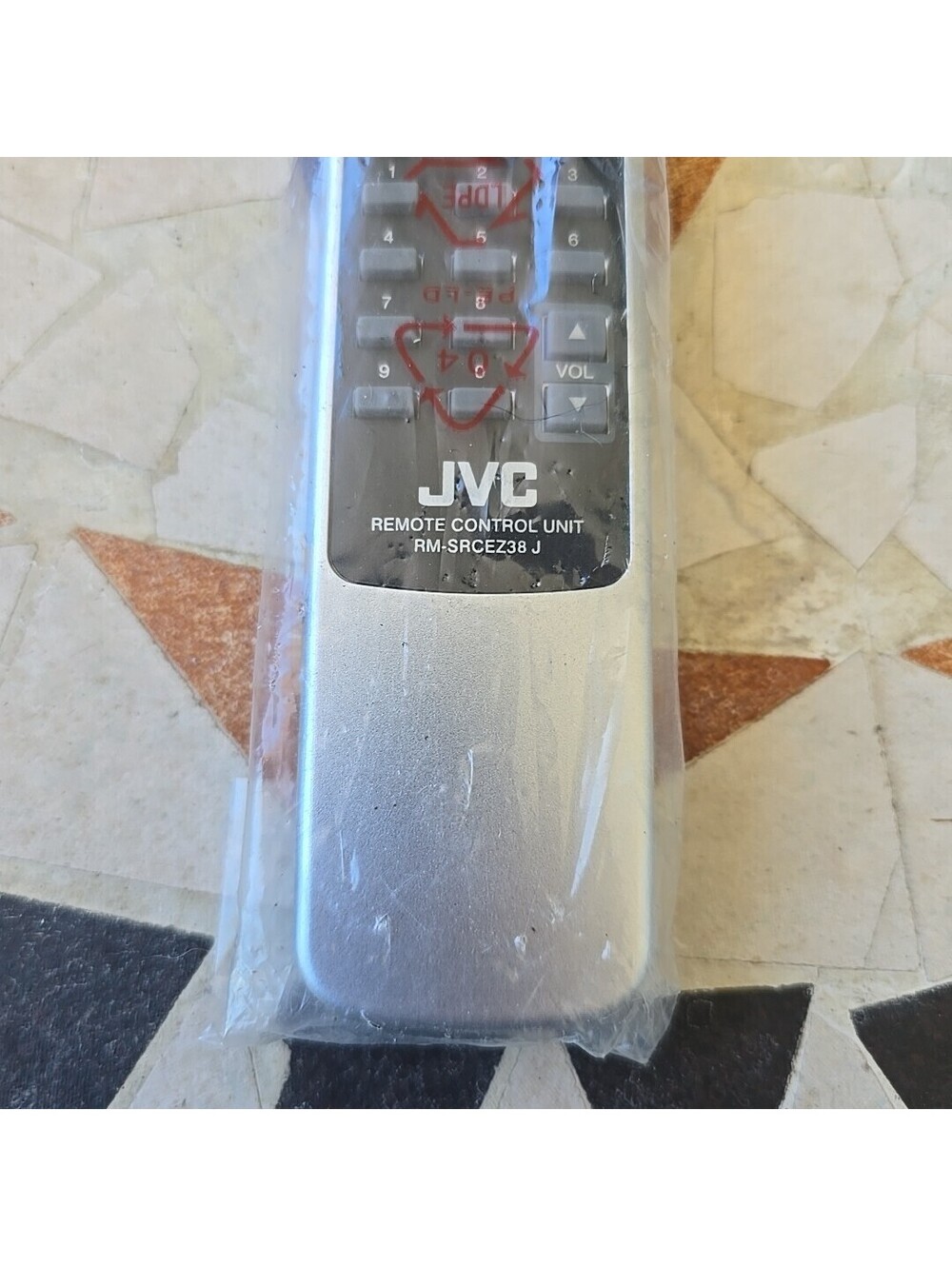 JVC OEM RM-SRCEZ38J Audio Remote Control - Picture 3 of 4
